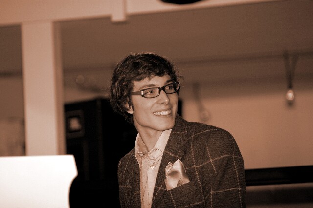 min 2006 12 15 beaune boogie 253 sepia